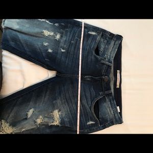 Chelsea and Violet ripped Jeans